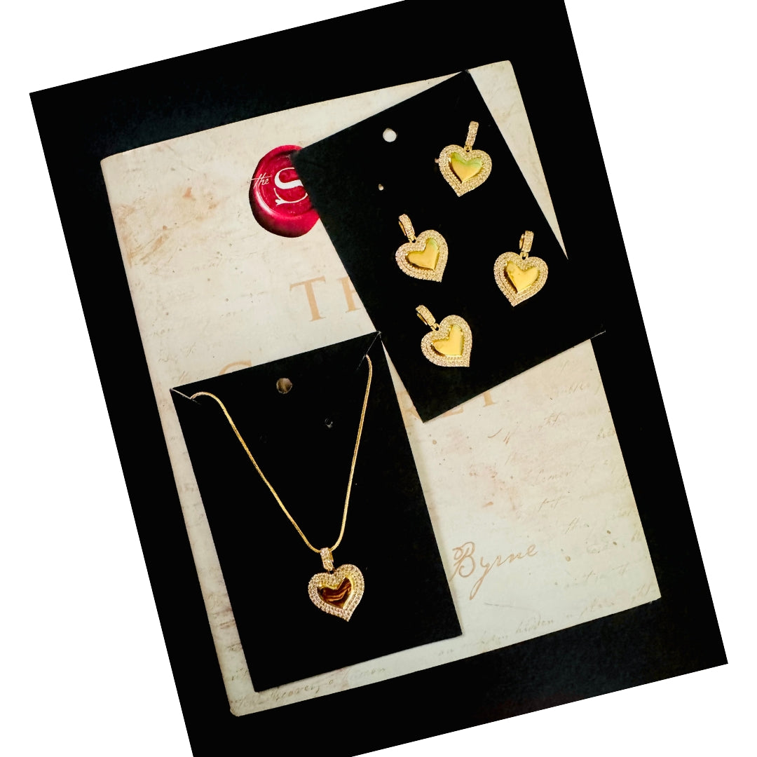 Chain and pendant set from Wags4Whiskers