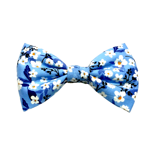 Floral style Dog and Cat Bows from Wags4Whiskers Pet Store